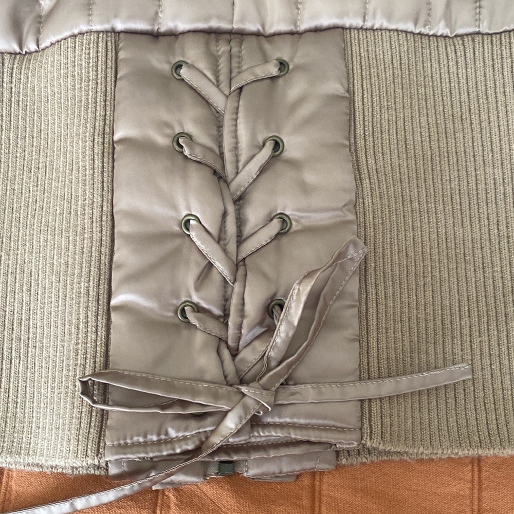 2b Bebe Puffer Beatiful Jacket .Size Medium.Bronz… - image 6